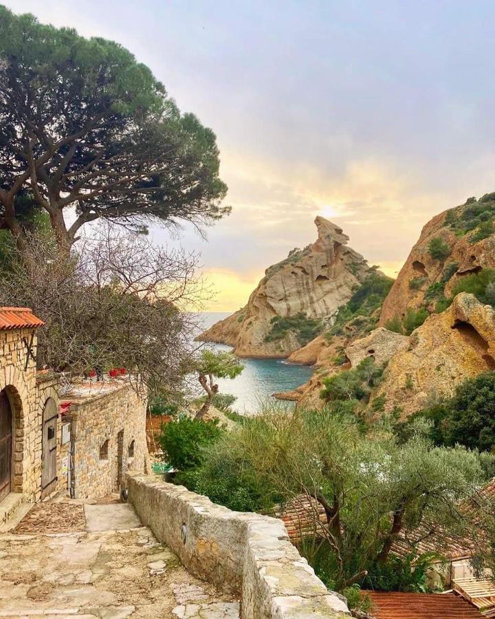 Apartment T2 Confort - Calme - Proche Plage La Ciotat Esterno foto